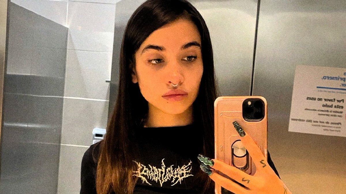 María Becerra recibió una romántica propuesta de casamiento en medio de su crisis con Rusherking