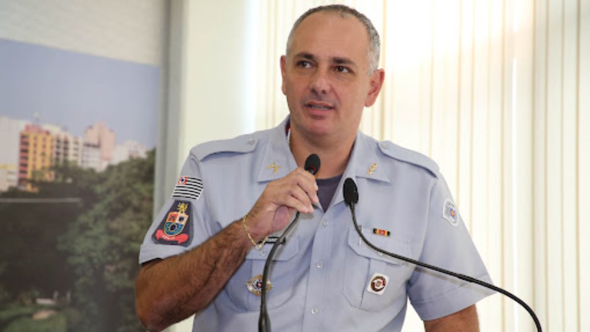 El coronel paulista Aleksander Lacerda dijo que para "derrocar la hegemonía izquierdista en el país es necesario un tanque y no un carrito de helados". 