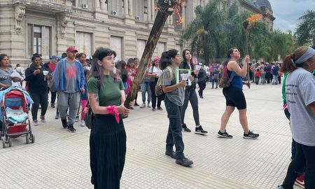 Con gran cantidad de asistentes, se realizó una ronda de antorchas a siete meses de la desaparición de Mónica Aquino. Con gran cantidad de asistentes, se realizó una ronda de antorchas a siete meses de la desaparición de Mónica Aquino.