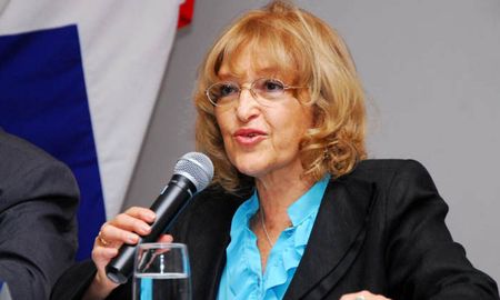 La secretaria de Educación de la Nación, Adriana Puiggrós. La secretaria de Educación de la Nación, Adriana Puiggrós.