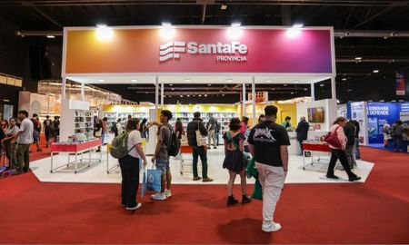 Lo aseguró la Ministra de Cultura de Santa Fe en la apertura oficial de la 50ª Feria Internacional del Libro de Buenos Aires. Lo aseguró la Ministra de Cultura de Santa Fe en la apertura oficial de la 50ª Feria Internacional del Libro de Buenos Aires.