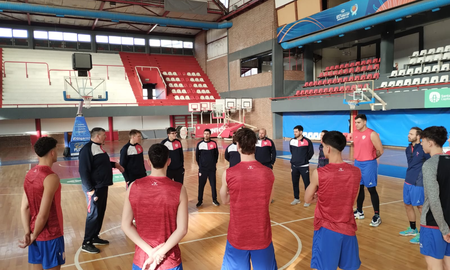 El plantel de básquet de Unión arranca la pretemporada. El plantel de básquet de Unión arranca la pretemporada.