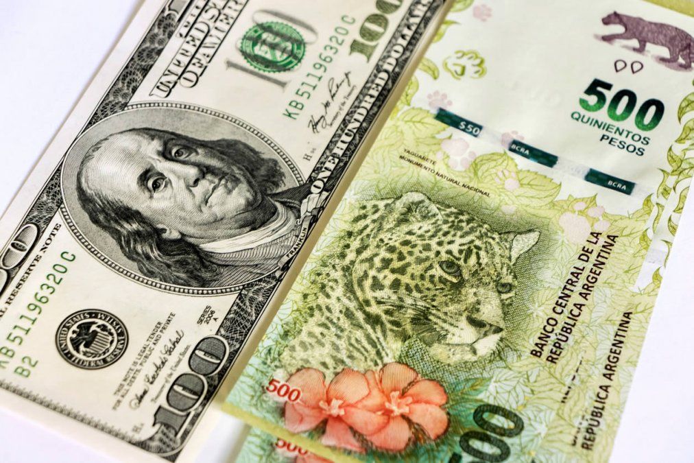 Dólar blue, recalentado: por qué saltó el precio y qué nivel puede alcanzar la brecha con el oficial Dólar blue, recalentado: por qué saltó el precio y qué nivel puede alcanzar la brecha con el oficial