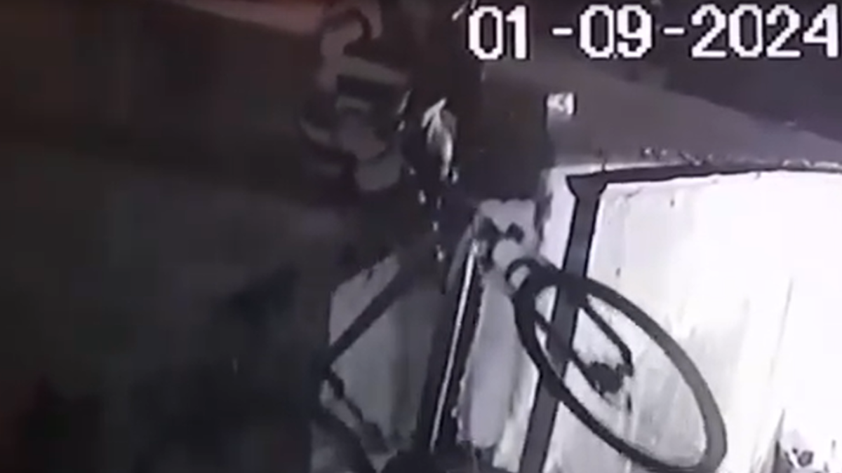 &nbsp;Ingresaron a robar a una casa de barrio Sargento Cabral y escaparon por los techos.