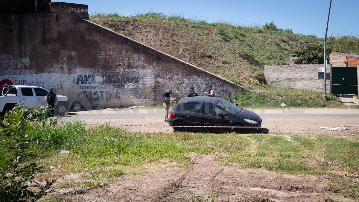 Cabrera fue abandonado en el interior de su vehículo, en calle Naciones Unidas
