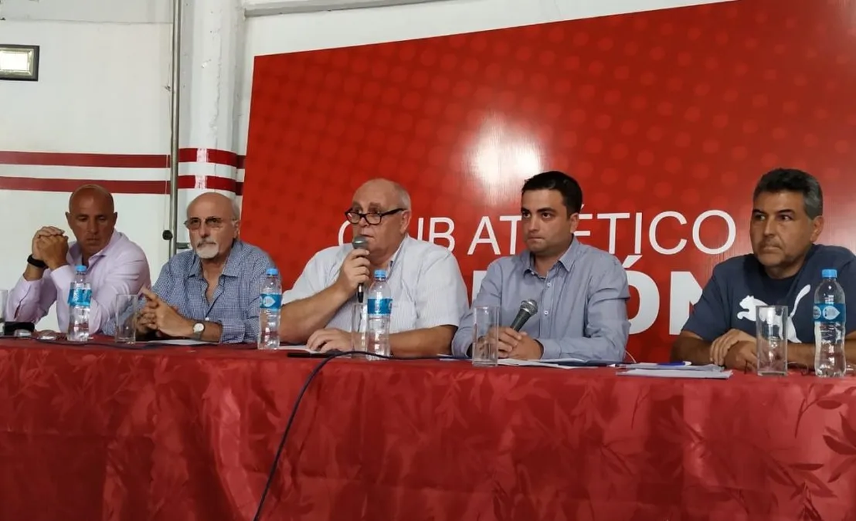 Se postergó la asamblea de socios en Unión. Se postergó la asamblea de socios en Unión.