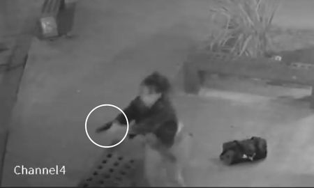 El disparo no fue en fuga, el disparo ingresó del lado derecho del tórax y salió por la espalda, remarcó Bullrich. El disparo no fue en fuga, el disparo ingresó del lado derecho del tórax y salió por la espalda, remarcó Bullrich.
