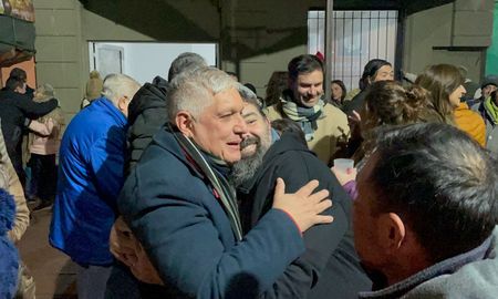 Mario Papaleo fue reelecto intendente de Sauce Viejo en las elecciones de este domingo. Mario Papaleo fue reelecto intendente de Sauce Viejo en las elecciones de este domingo.