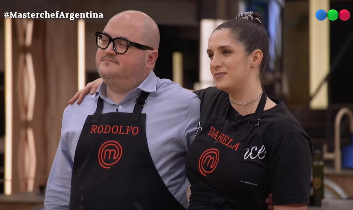 Daniela fue la última en ser eliminada del reality de cocina tras no convencer al jurado con su plato. Daniela fue la última en ser eliminada del reality de cocina tras no convencer al jurado con su plato.