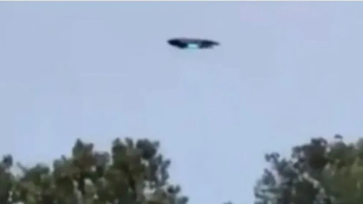 Vecinos de Trelew conmocionados ante la aparición de un OVNI: Creí que era un dron