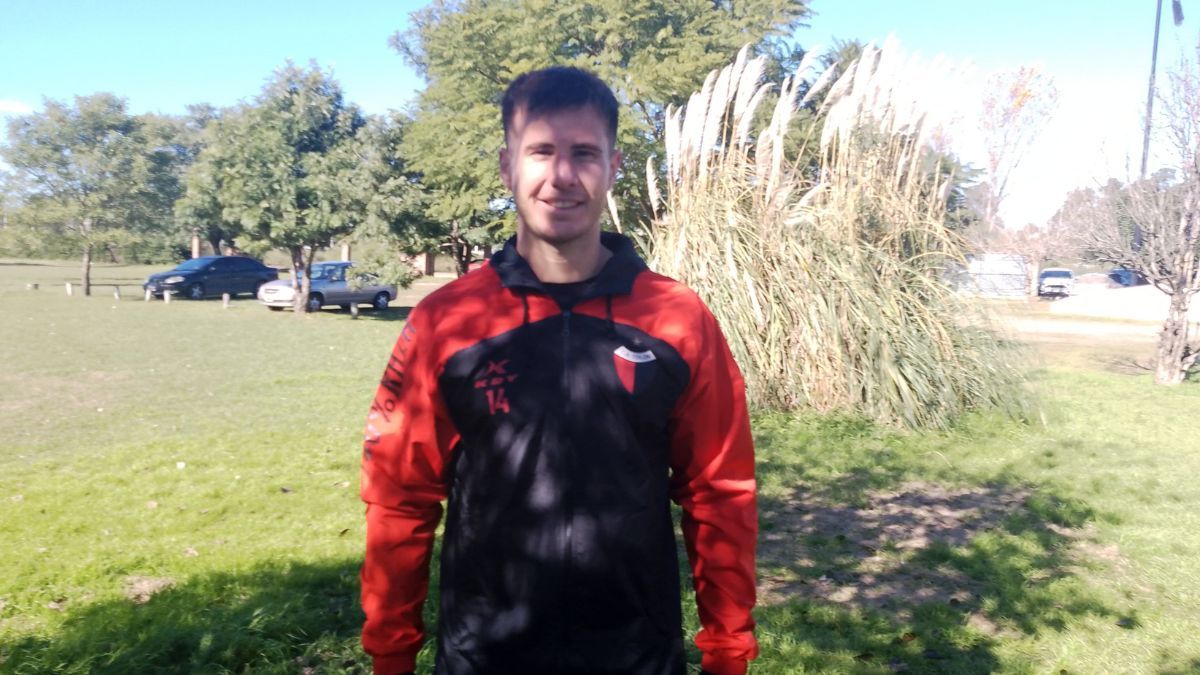 Facundo Castro ya es jugador de Colón Facundo Castro ya es jugador de Colón