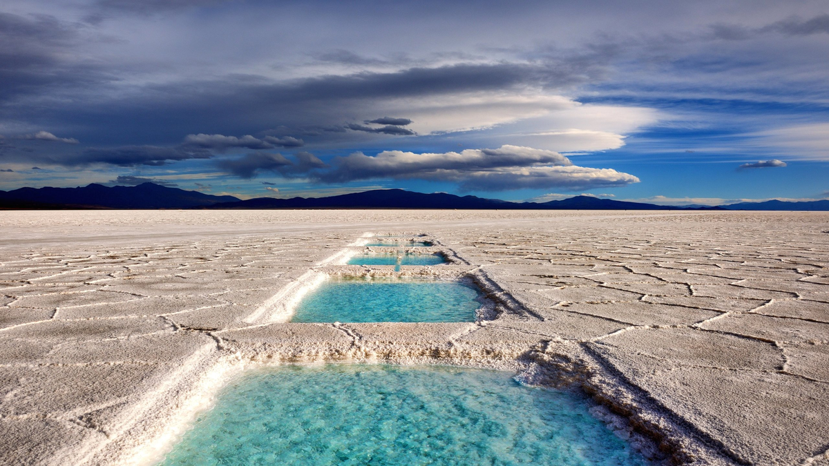 Jujuy se caracteriza por sus espectaculares paisajes distribuidos en toda la provincia. Jujuy se caracteriza por sus espectaculares paisajes distribuidos en toda la provincia.