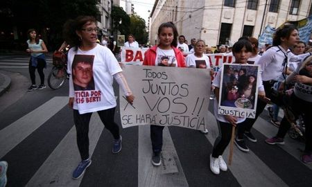 rosario marcho contra la violencia institucional y el gatillo facil rosario marcho contra la violencia institucional y el gatillo facil
