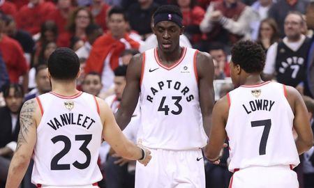 el campeon toronto vencio a new orleans en el inicio de la nba el campeon toronto vencio a new orleans en el inicio de la nba