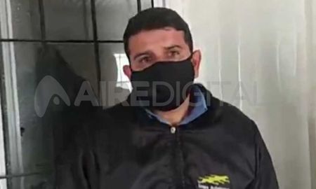 Martín Olivares, el chofer de la Línea 8 asaltado este jueves. Le pusieron un arma en la cabeza. Martín Olivares, el chofer de la Línea 8 asaltado este jueves. Le pusieron un arma en la cabeza.
