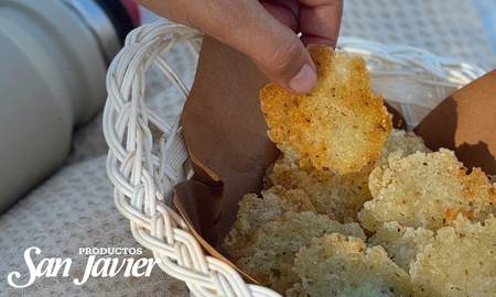 crackers de arroz, perfectos para acompanar con dips o quesos crackers de arroz, perfectos para acompanar con dips o quesos