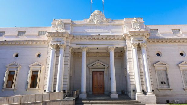La Cámara de Diputados de Santa Fe tendrá una intensa agenda de trabajo esta semana con reuniones de distintas comisiones legislativas que abordarán temas vinculados al transporte público, la seguridad social, políticas de género, obras públicas y ambiente.