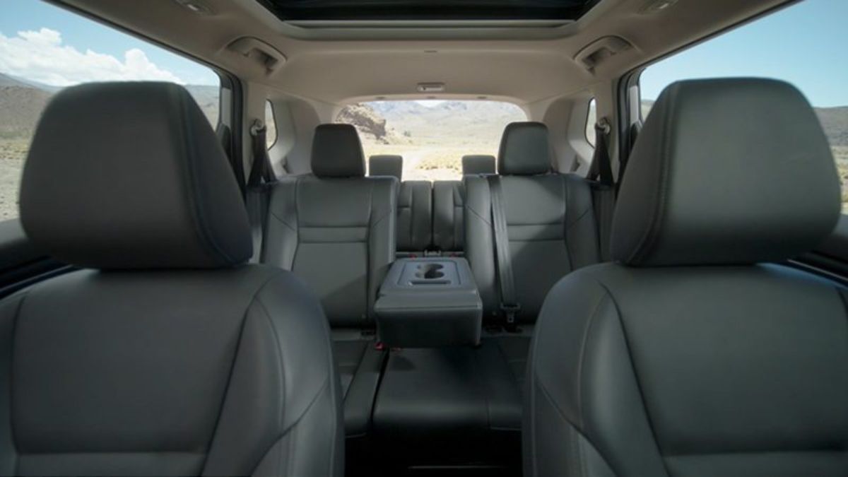 El interior del Nissan X-Trail. El interior del Nissan X-Trail.
