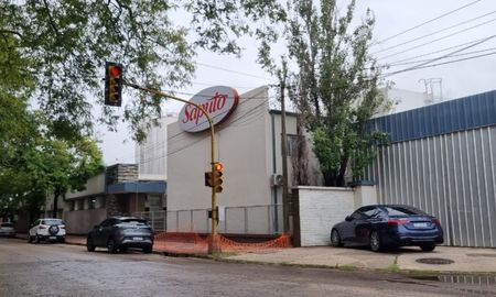 venta clave en la lecheria: saputo cedio el 80% de molfino al grupo gloria venta clave en la lecheria: saputo cedio el 80% de molfino al grupo gloria