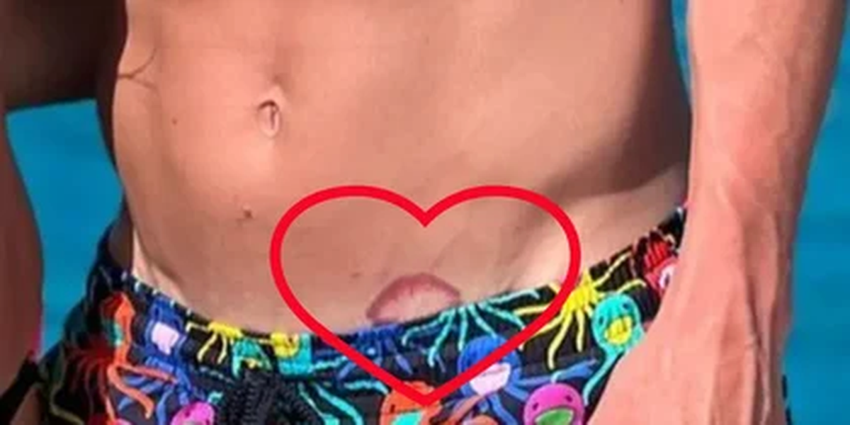 La foto que reveló el osado y secreto tatuaje de Lionel Messi.