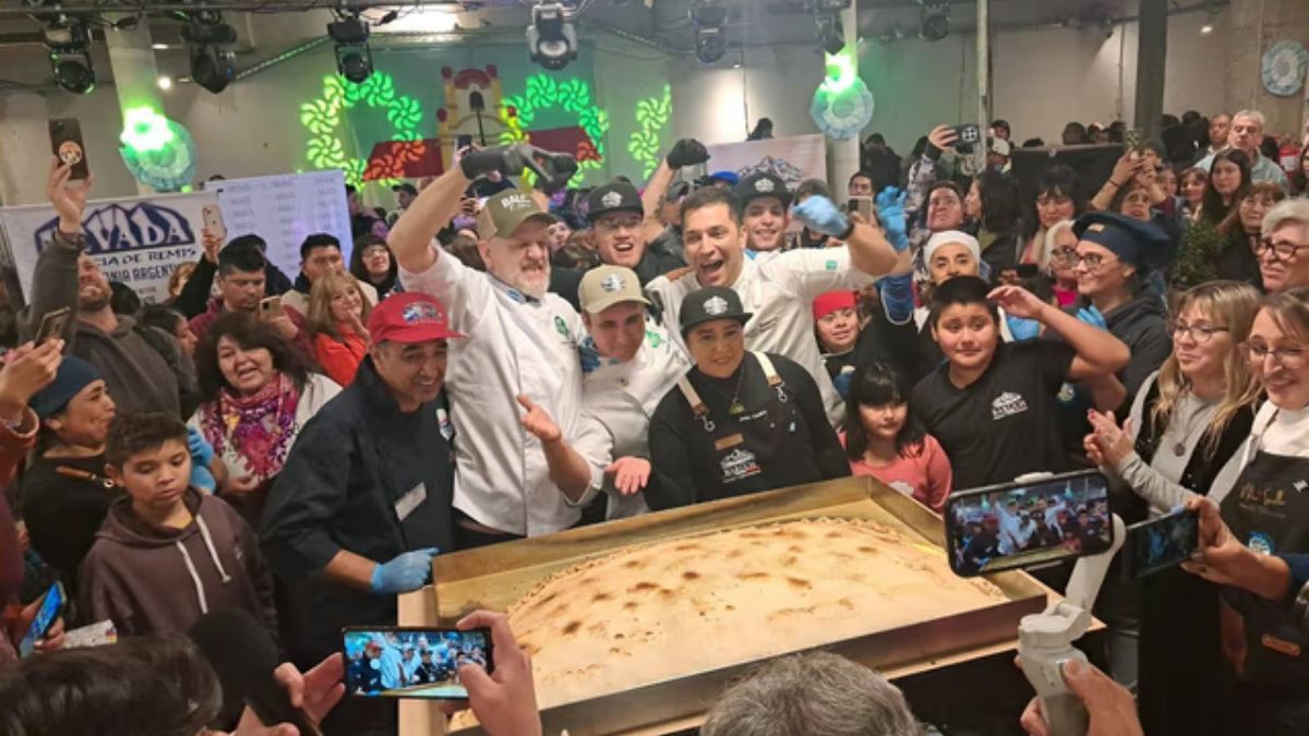 Récord Guinness, empanada más grande del mundo, Neuquén, Esquel (2)
