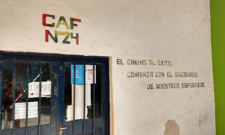 Aire de Santa Fe | leptospirosis en el CAF 24 de Las Flores 002.jpg