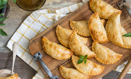Los rellenos de empanadas más originales para sorprender a todos. Los rellenos de empanadas más originales para sorprender a todos.
