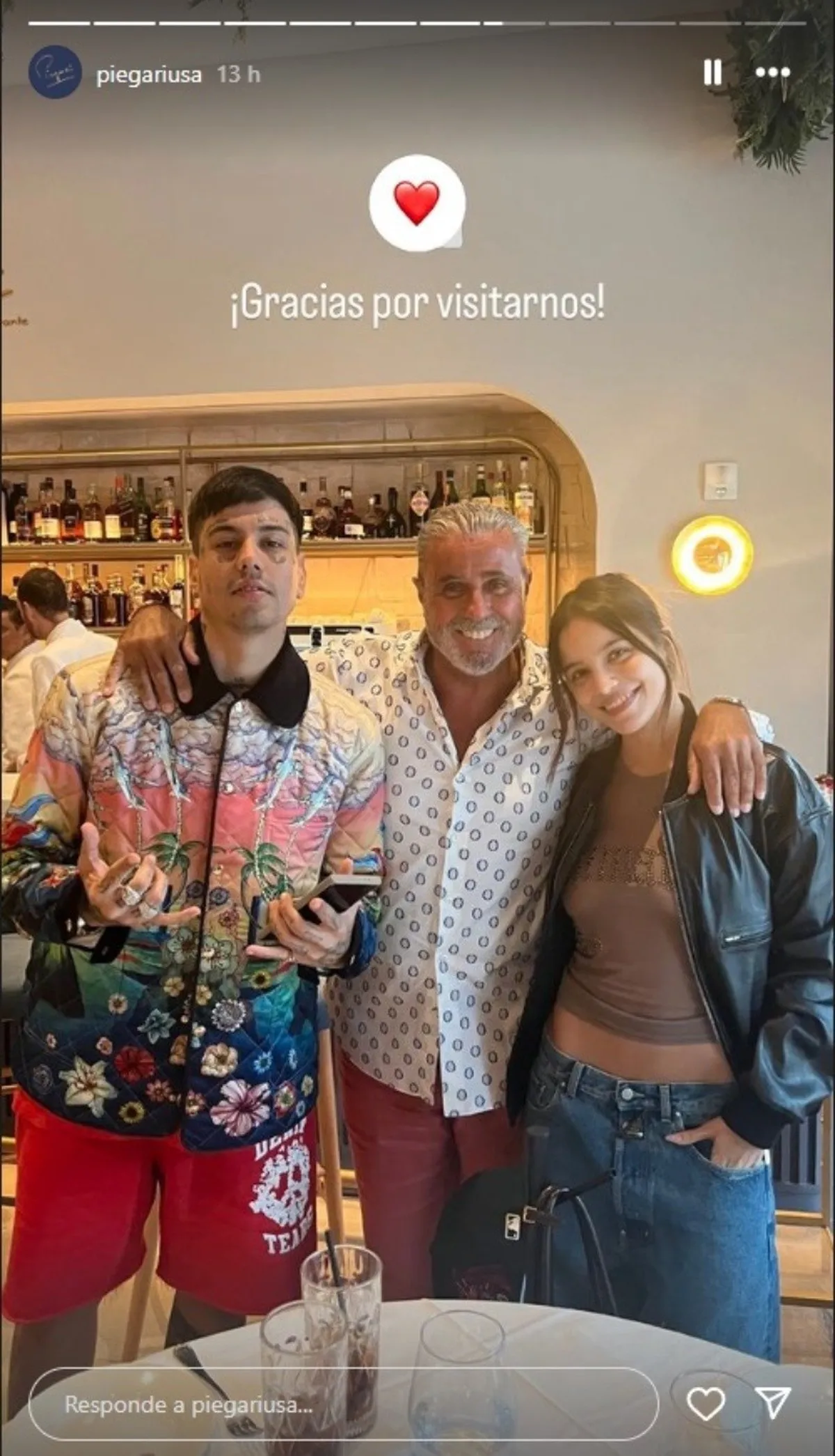 A pesar de los rumore de infidelidad, Duki y Emilia se mostraron juntos en Miami. A pesar de los rumore de infidelidad, Duki y Emilia se mostraron juntos en Miami.