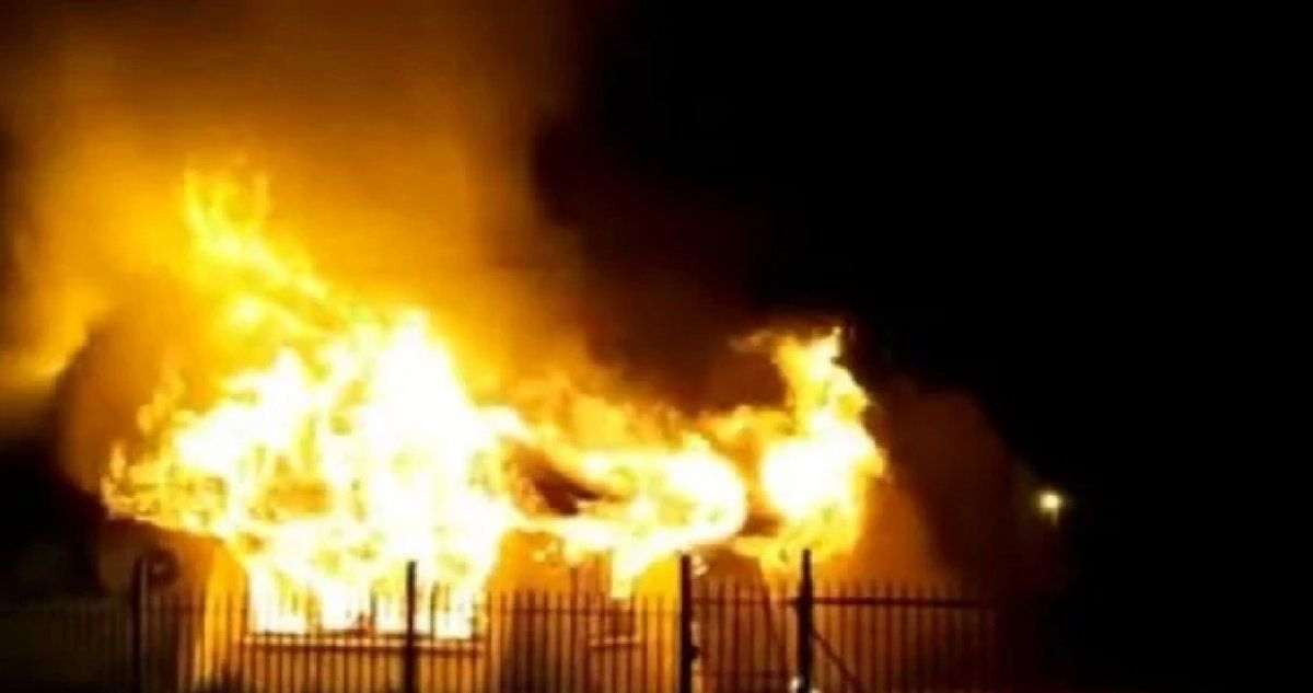 Otro ataque violento en El Bolsón: incendian un club y encuentran mensajes contra la gobernadora