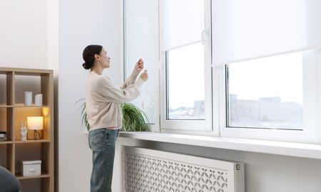 El motivo por el que muchos abren las ventanas todos los días a la misma hora. El motivo por el que muchos abren las ventanas todos los días a la misma hora.