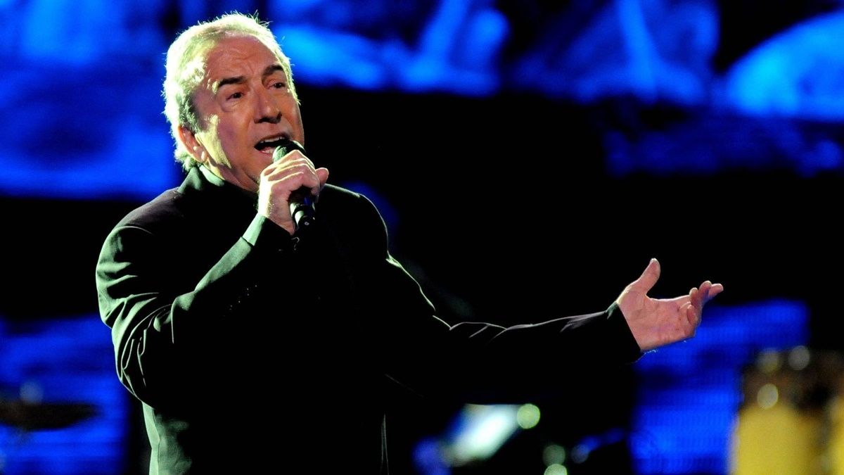 Tanto los familiares como el propio cantautor desmintieron la noticia sobre su deceso