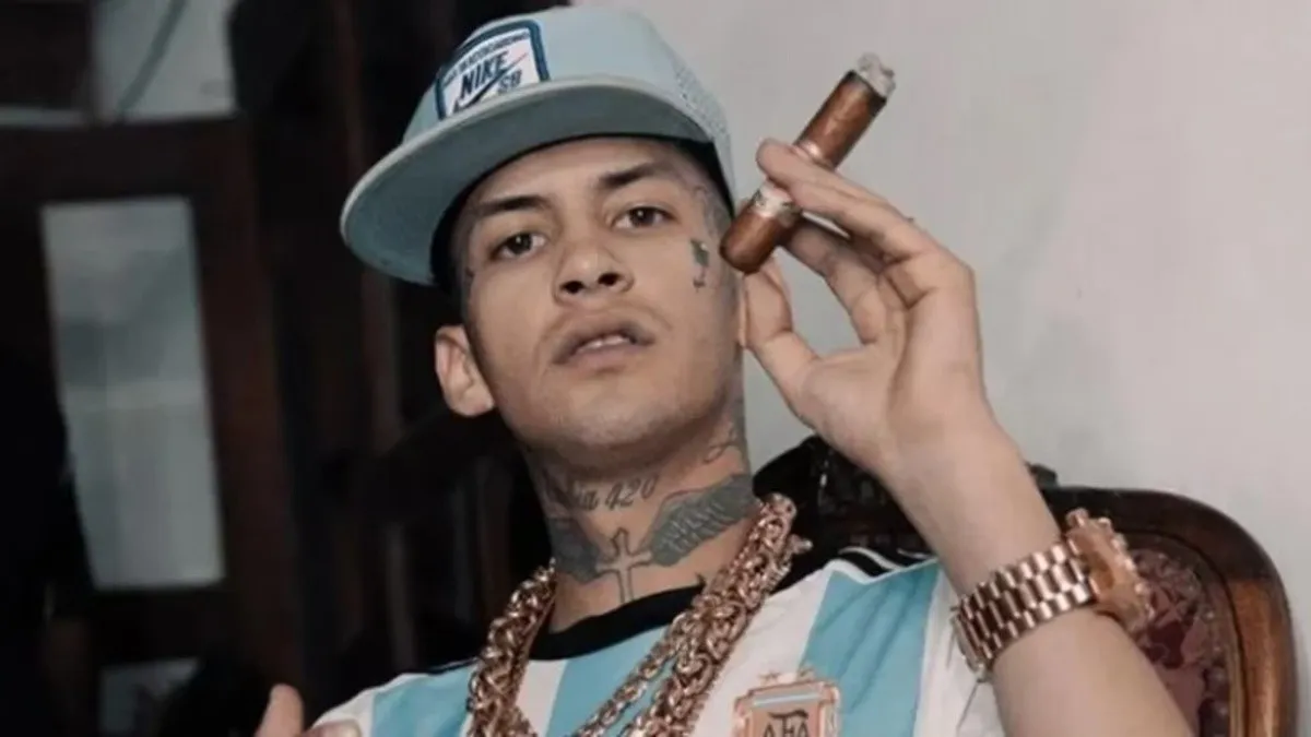 &nbsp;El carísimo look de L-Gante valuado en más de 50 mil euros: ropa deportiva