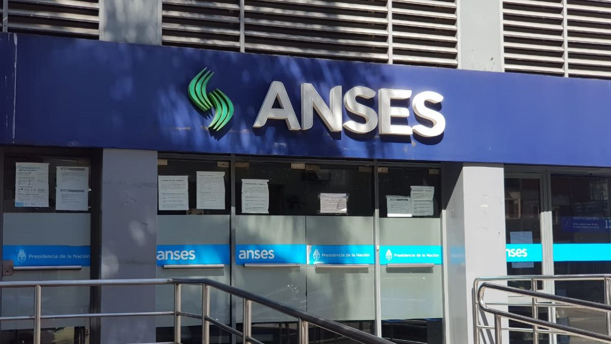 Anses: ¿Cómo inscribirse para cobrar los 35.312 pesos?