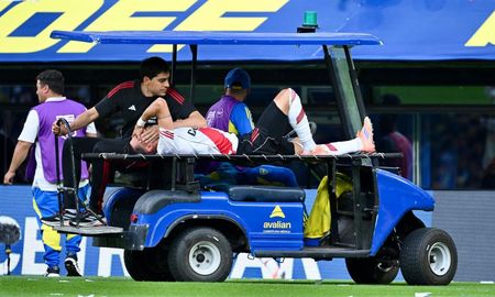La lesión sufrió Maximiliano Meza en el Superclásico contra Boca. La lesión sufrió Maximiliano Meza en el Superclásico contra Boca.