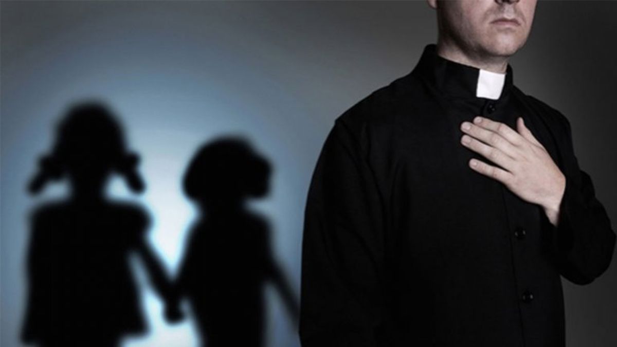 Un sacerdote abusó sexualmente de una niña de 10 años y la pequeña lo grabó con su teléfono
