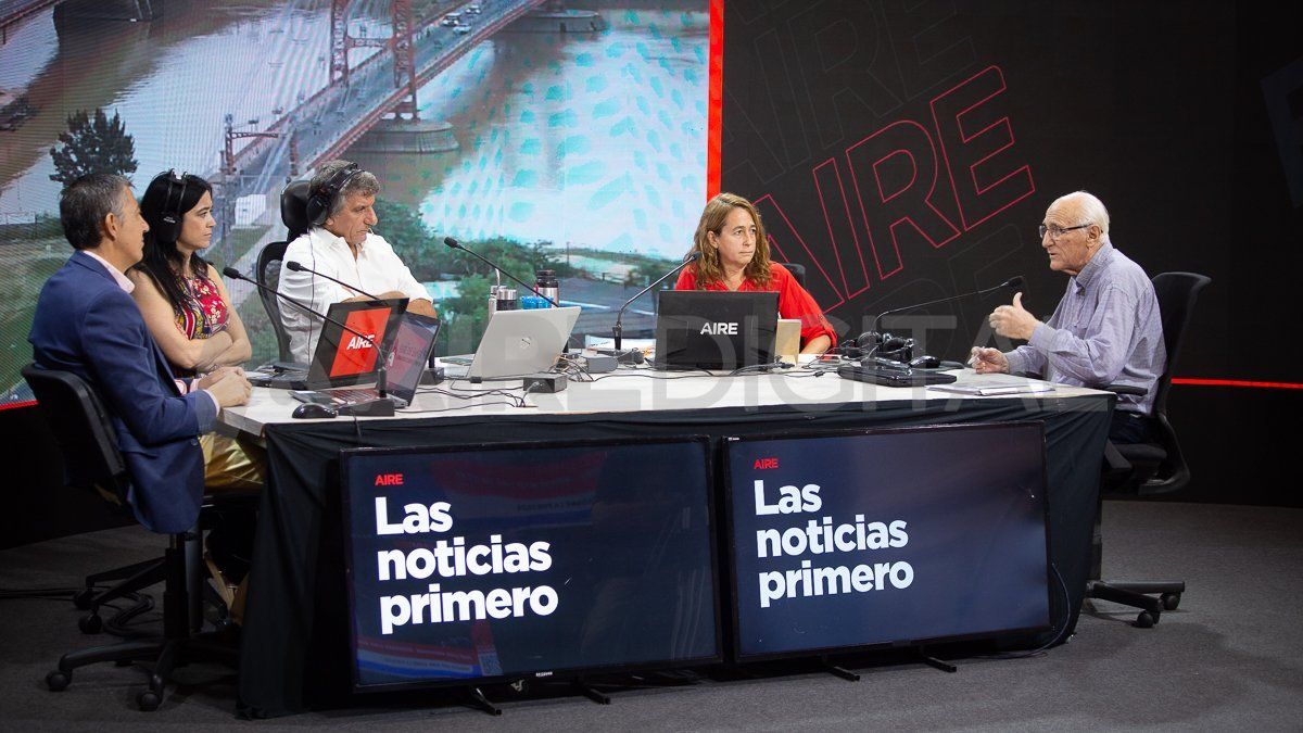 Los tres entrevistados están de acuerdo en que no se pueden disminuir los planes sociales en esta coyuntura, ya que son una ayuda clave para aquellos sectores que luchan por un empleo registrado.