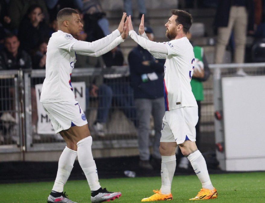 La magnífica asistencia de Lionel Messi a Kylian Mbappé para la victoria del PSG