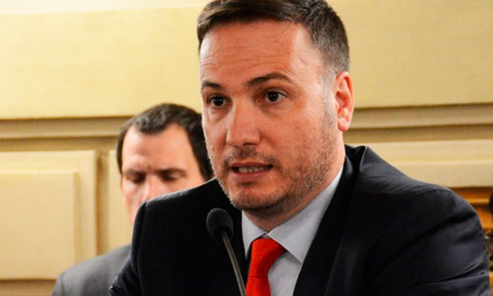 El senador radical quedó involucrado en la causa de juego clandestino y la UCR salió en su defensa. El senador radical quedó involucrado en la causa de juego clandestino y la UCR salió en su defensa.