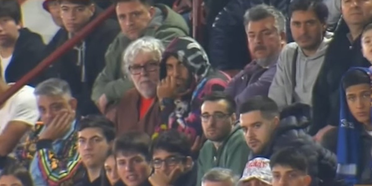 Wanchope Ábila presente en Huracán vs Vélez.