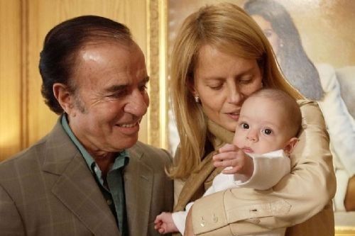 Menem y la Chechu con Máximo.