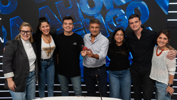 altText(Luis Mino presentó la nueva edición de Ahora Vengo para los sábados en AIRE)}