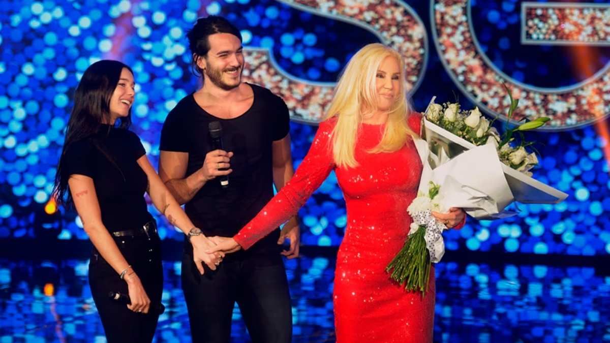 Susana Giménez junto a sus dos nietos, Lucía y Manuel Celasco. Susana Giménez junto a sus dos nietos, Lucía y Manuel Celasco.