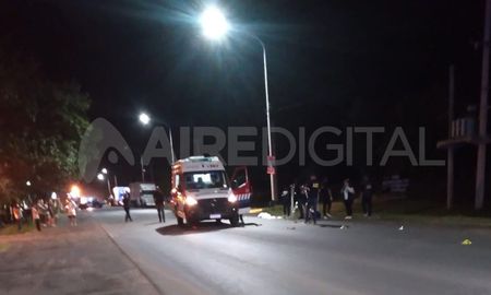 Una joven murió al ser atropellada por un auto cerca de las 20.30 a la altura de la Ruta Nacional N°11 y calle Turquía en el barrio Altos del Sauce. Una joven murió al ser atropellada por un auto cerca de las 20.30 a la altura de la Ruta Nacional N°11 y calle Turquía en el barrio Altos del Sauce.