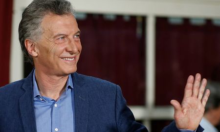 Mauricio Macri se fue a los 10 minutos del encuentro en el cual JxC debatió sobre el acuerdo con el FMI. Mauricio Macri se fue a los 10 minutos del encuentro en el cual JxC debatió sobre el acuerdo con el FMI.