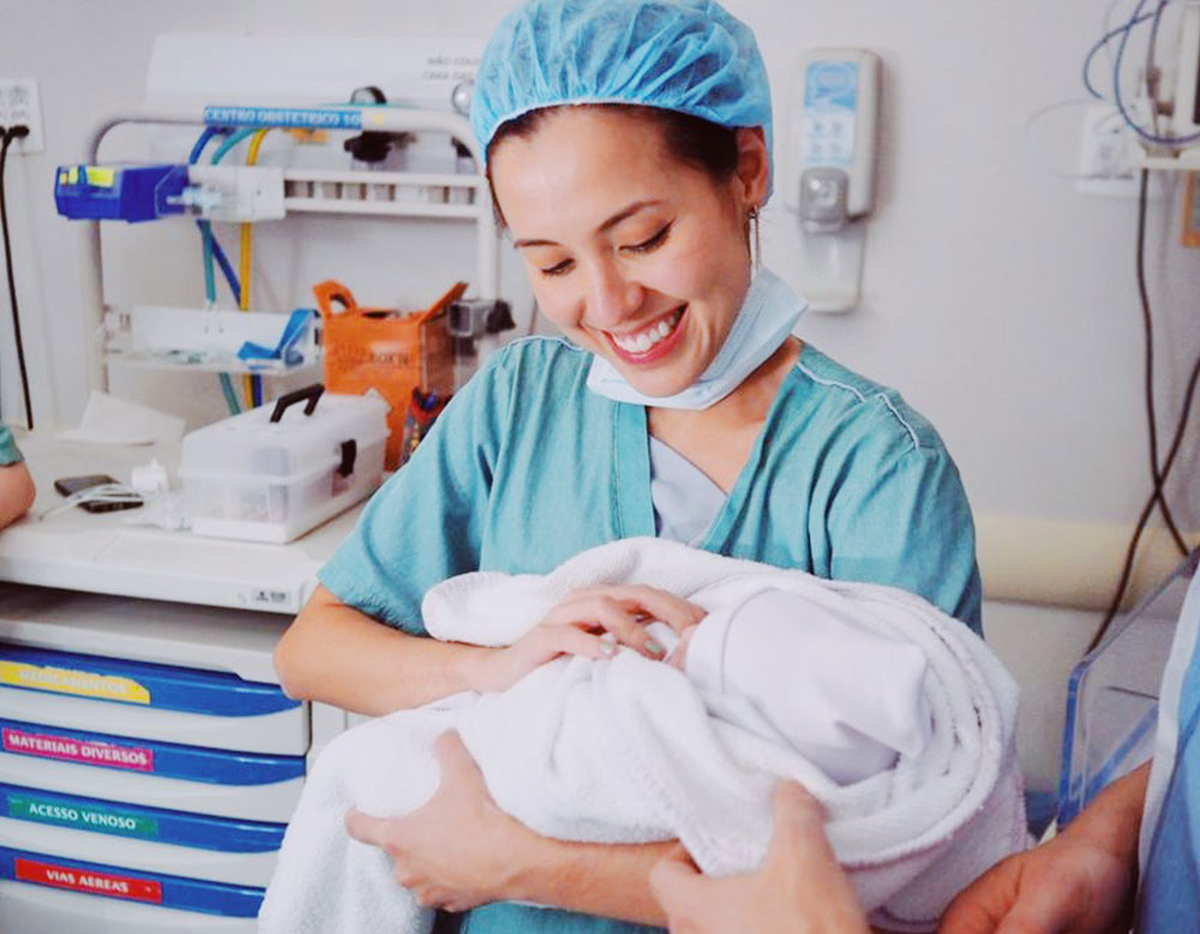 La atención y contención integral que brindan estos equipos de salud comprenden aspectos psicológicos y sociales de un periodo tan especial como es la maternidad. La relación humana es tan importante como la experiencia profesional.