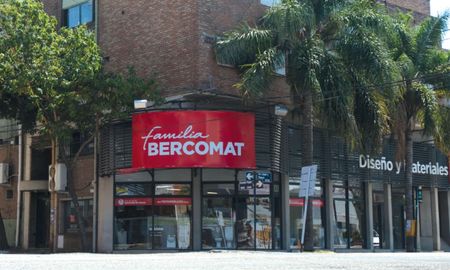Familia Bercomat revoluciona el mercado de la construcción con su Hot Sale 2025: precios increíbles con financiaciones de todo tipo. Familia Bercomat revoluciona el mercado de la construcción con su Hot Sale 2025: precios increíbles con financiaciones de todo tipo.