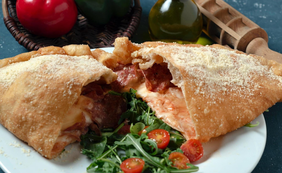 Donato de Santis, el jurado de MasterChef, les enseñó a los participantes cómo hacer pizza frita abierta y cerrada. 