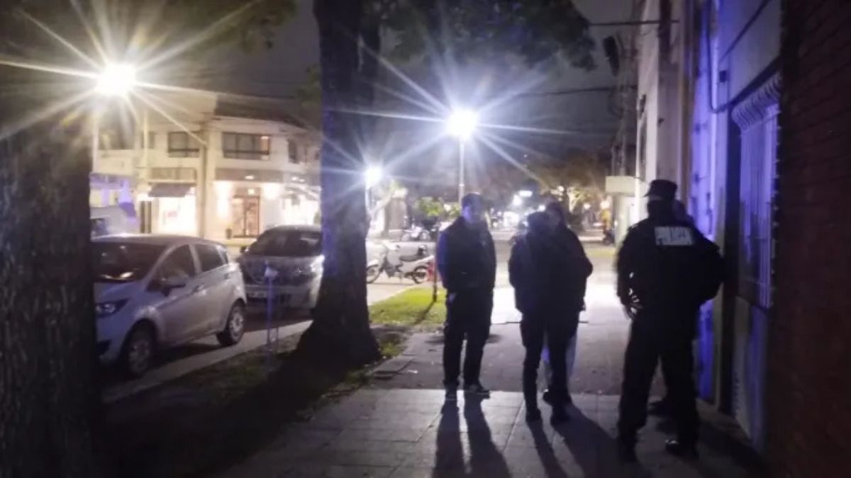 Robaron más de un millón de pesos de un auto en pleno centro de Reconquista.