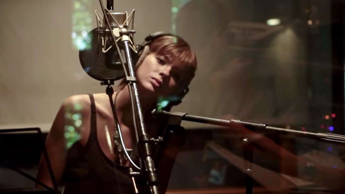 Eugenia La China Suárez regresa a la música.