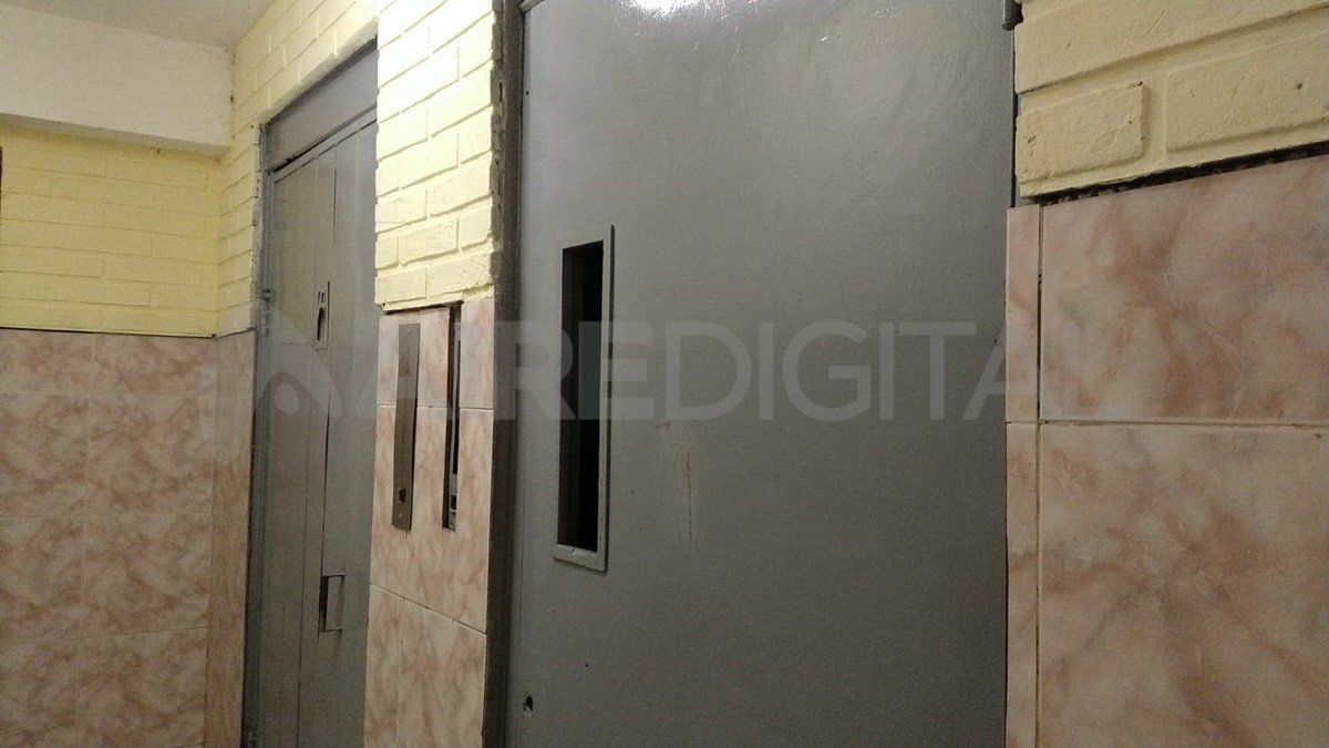 El ascenso que se rompió hace tres meses dejó a los vecinos en una situación compleja.